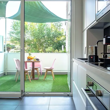 Bed & Breakfast Enjoy Living 4*