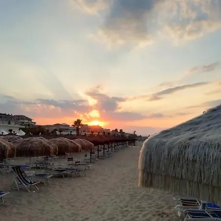 Enjoy Living Alojamento de Acomodação e Pequeno-almoço 4*